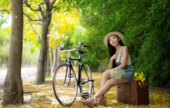 Picture girl, bike, Park, suitcase, Asian