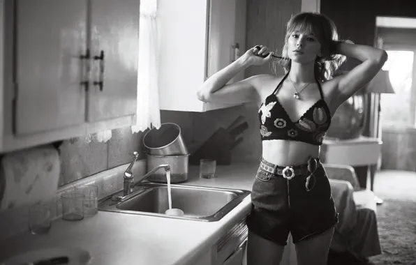 Water, pose, photo, shorts, crane, figure, actress, glasses