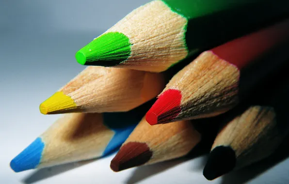 Color, red, yellow, photo, focus, pencils, macro Wallpaper