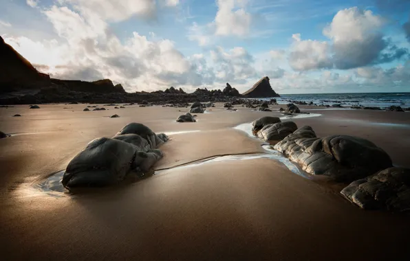 Picture sea, the sky, stones, rocks, shore, tide