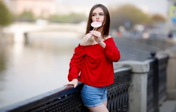 Picture girl, pose, shorts, blouse, Lollipop, Kate, candy, promenade