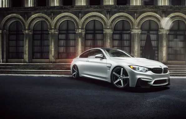 Picture white, the building, BMW, BMW, white, Coupe, front, F82