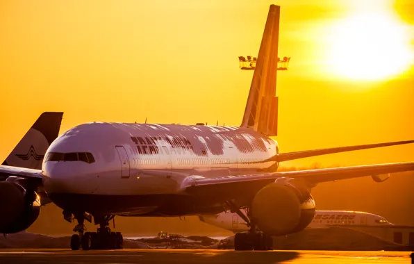 The sun, sunrise, morning, airport, Boeing, 300, Airlines, 777
