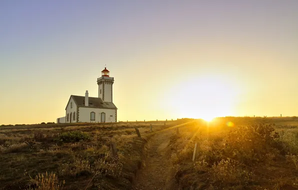 Picture light, lighthouse, morning