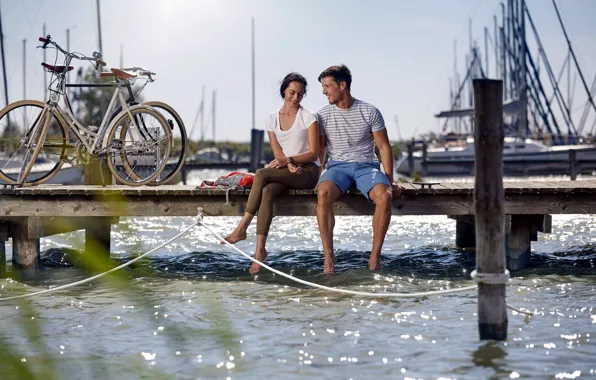 Picture bike, romance, two