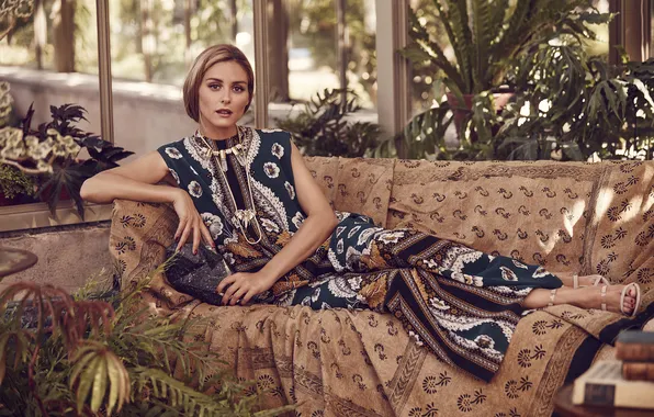 Decoration, model, makeup, advertising, dress, hairstyle, lies, brown hair