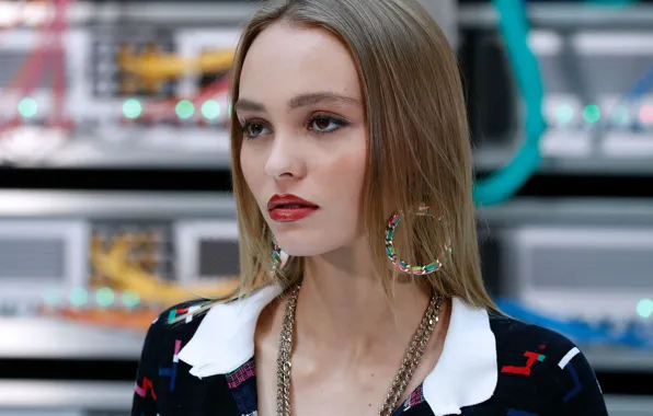 Look, pose, model, makeup, actress, decoration, Lily-Rose Depp, Lily-Rose Depp