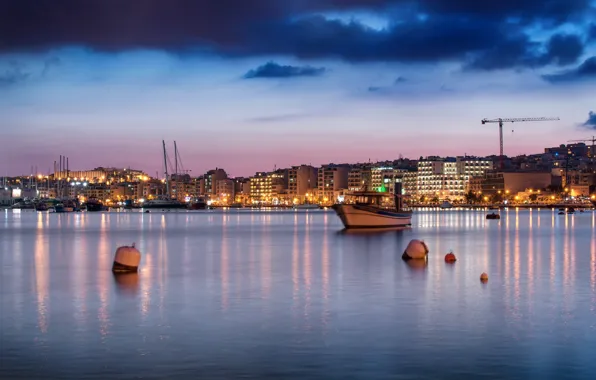 Picture sea, the sky, clouds, the city, coast, home, boats, the evening