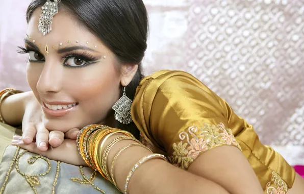 Picture girl, woman, asian, Indian, native dress, indian brunette