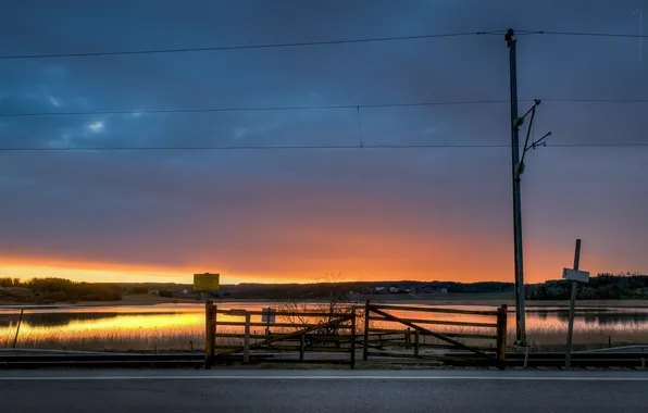 Road, wire, post, moving