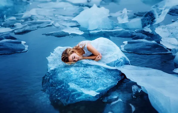 Girl, lies, ice