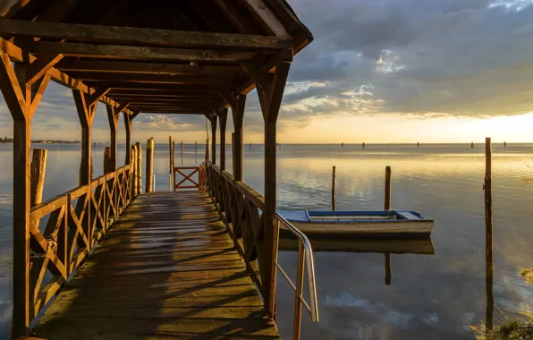 Picture boat, pier, calm