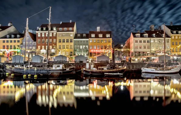 Picture night, the city, home, ships, boats, channel, Netherlands