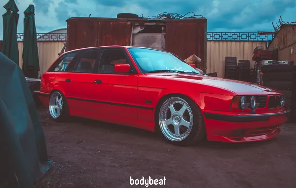 Picture touring, bmw, e34