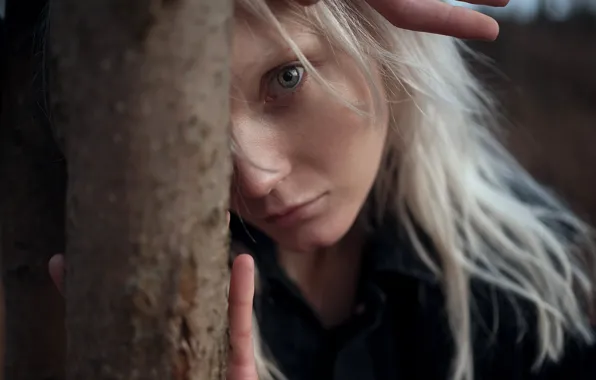 Girl, white hair, without makeup, Aleks Five, Welcome to my world