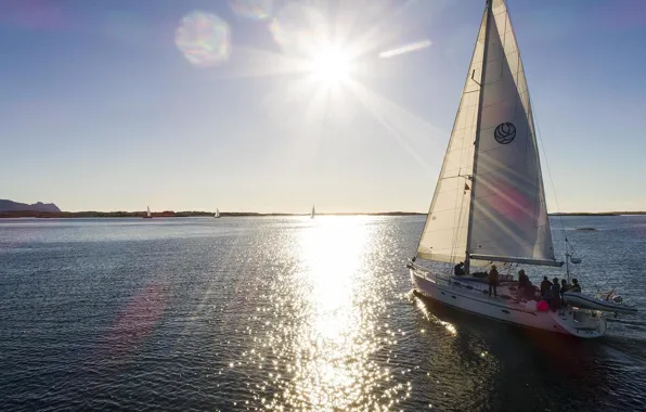 Sea, the sun, the way, the wind, yacht, sails, walk, passengers