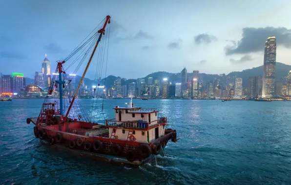 The city, ship, Hong Kong Bay