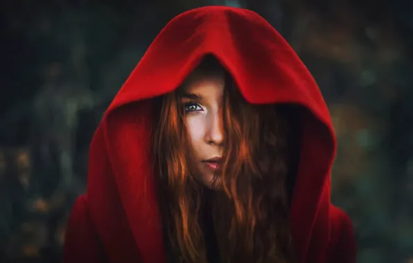 Picture portrait, hood, in red, curls, Veronika Chovancová