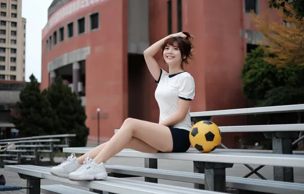 Picture girl, smile, the ball, t-shirt, shorts, legs, Asian, cutie