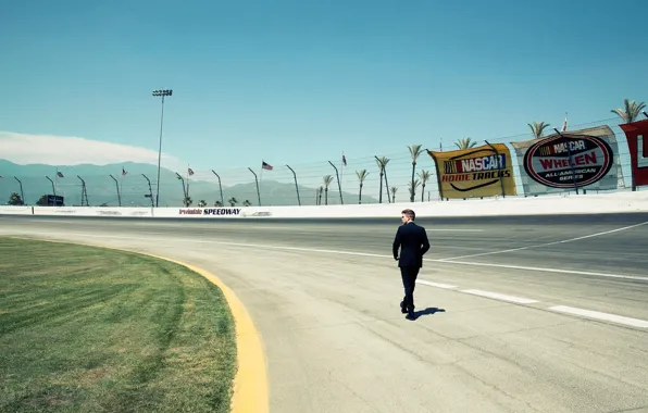 Robert Pattinson, photoshoot, Esquire
