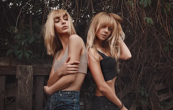 Branches, the fence, two, jeans, garden, blonde, hairstyles, poses