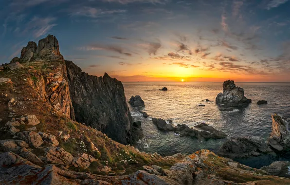 Picture sea, the sky, sunset, stones, rocks, shore
