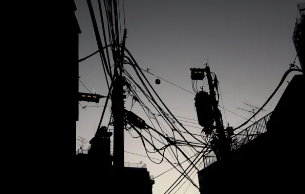 The city, men, Wire