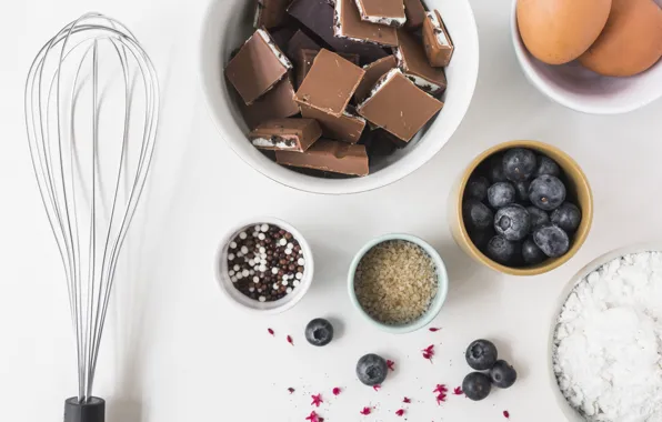 Berries, chocolate, cookies, blueberries, sugar, cake, cream, cakes