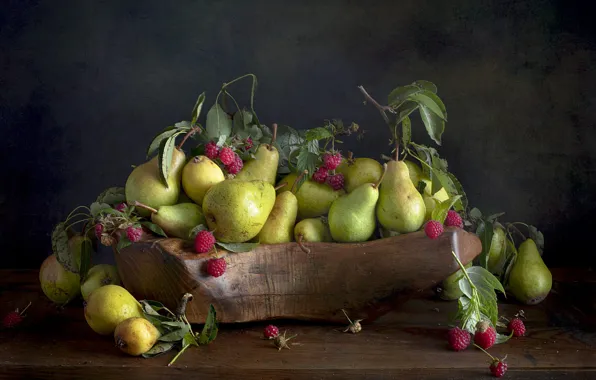 Raspberry, still life, pear, stand