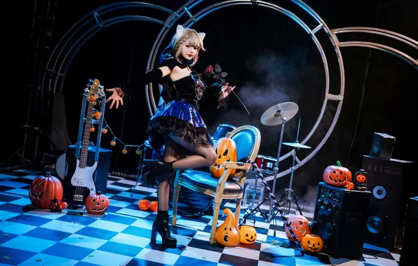 Guitar, ring, chair, dress, speakers, blonde, outfit, pumpkin