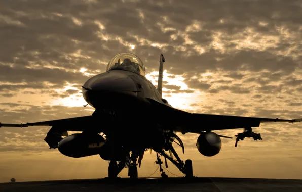 Clouds, overcast, Fighting, Iraq, Falcon, airbase, UNITED STATES AIR FORCE, F-16C
