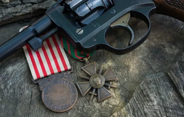 Picture Medal, Cross of war, 1914–1918, WW1 France, Commemorative War Medal, revolver revolver