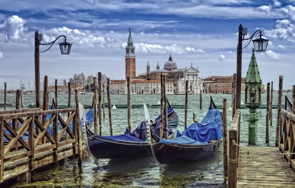 The city, Venice, gondola