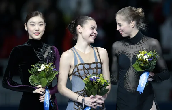 Picture flowers, smile, victory, figure skating, Italy, Russia, Korea, pedestal