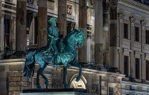 Statue, sculpture, architecture