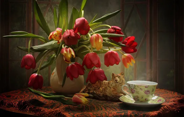 Picture tiger, bouquet, Cup, tulips, figurine