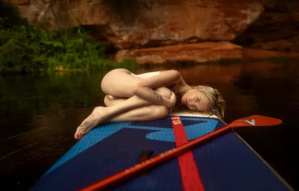 Fatigue, water surface, alloy, paddle, Natasha, white swimsuit, model posing, charming blonde