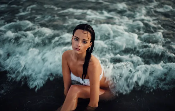 Sea, wave, look, face, Karin
