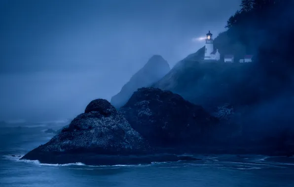 Picture the ocean, rocks, lighthouse, Oregon, Heceta Head Lighthouse