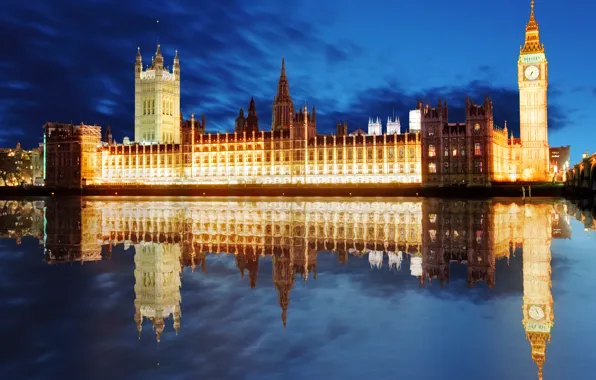 Picture night, reflection, river, London