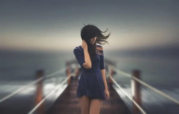 Sea, the wind, blur