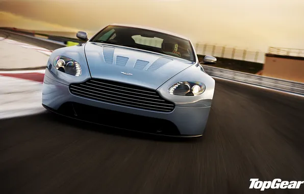 Picture the sky, Aston Martin, Vantage, supercar, racing track, top gear, V12, the front