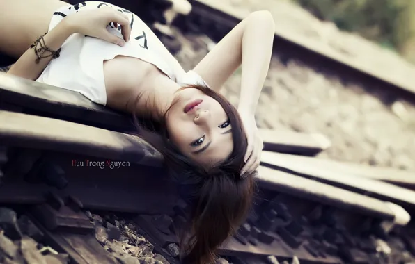 Picture girl, railroad, Asian