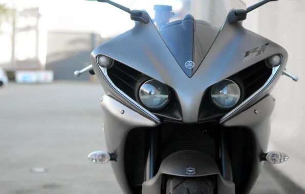 Picture Yamaha, YZF-R1, Front view