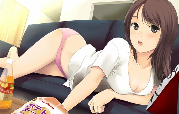 Girl, sofa, linen, to munakat