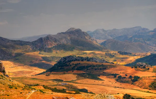 Picture the sky, grass, mountains, valley