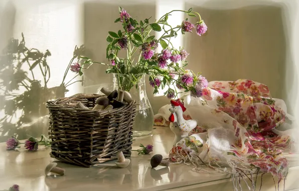 Cookies, clover, basket, composition