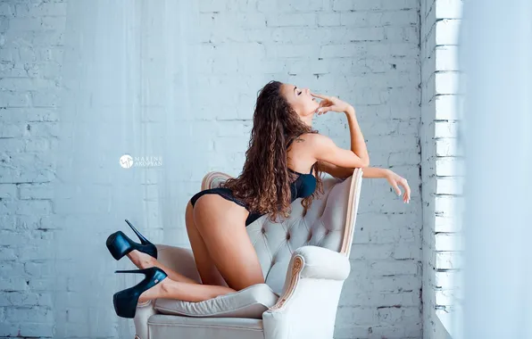 Pose, wall, linen, brick, chair, figure, brunette, shoes