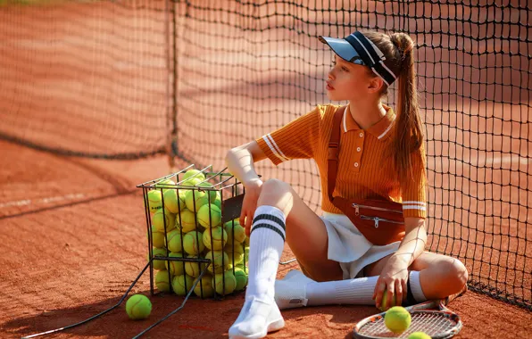 Picture girl, pose, mesh, basket, balls, t-shirt, tennis player, racket