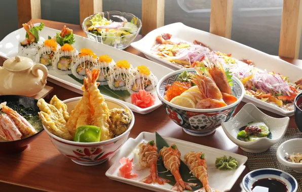 Caviar, shrimp, serving, rolls